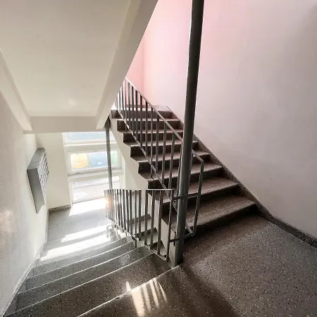 Redbrick Center Iv Apartment