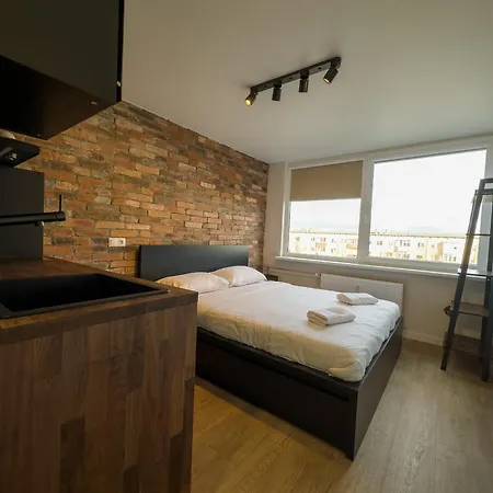 Redbrick Center Iv Apartment *